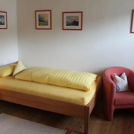 Bio-landpension Monika 酒店 洛伊塔施