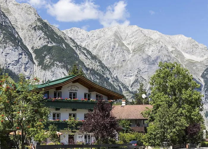 Bio-landpension Monika Szálloda 3*